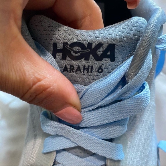 HOKA Arahi 6 size 9 B - Picture 16 of 16